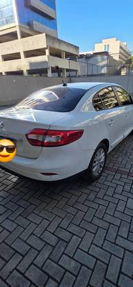RENAULT FLUENCE 2.0 DYNAMIQUE PLUS 16V FLEX 4P AUTOMÁTICO RENAULT FLUENCE 2.0 DYNAMIQUE PLUS 16V FLEX 4P AUTOMÁTICO